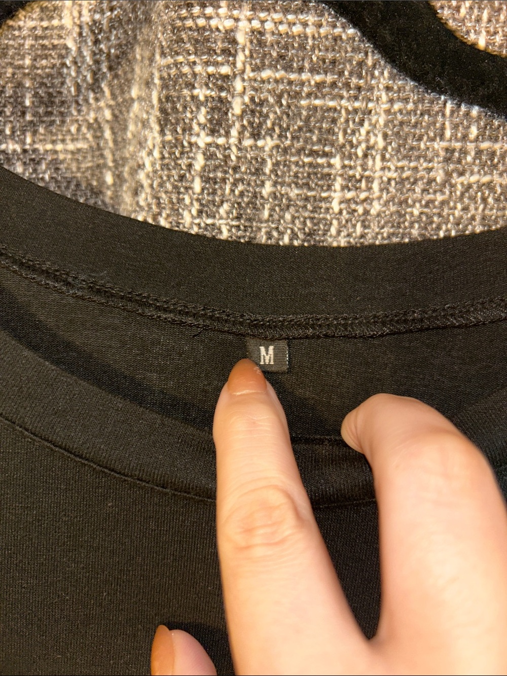 Black Short-Sleeve T-Shirt Dress with slits on the sides - Picture 2 of 4